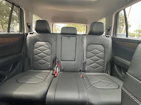 New 2026 Volkswagen Atlas SE FWD image 13