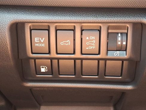 New 2025 Subaru Forester Touring image 22