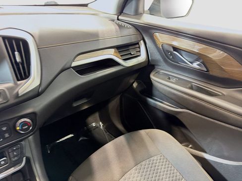 Used 2021 GMC Terrain SLE FWD image 23