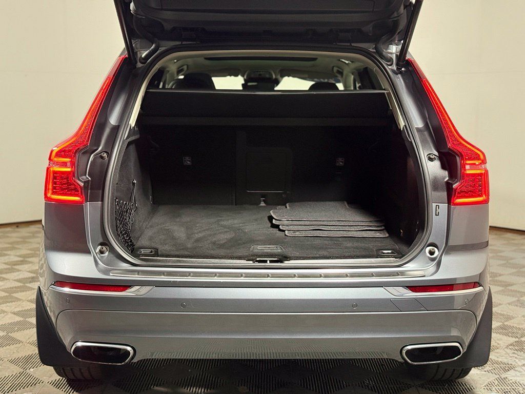 Used 2019 Volvo XC60 T6 Inscription AWD/4WD image 6