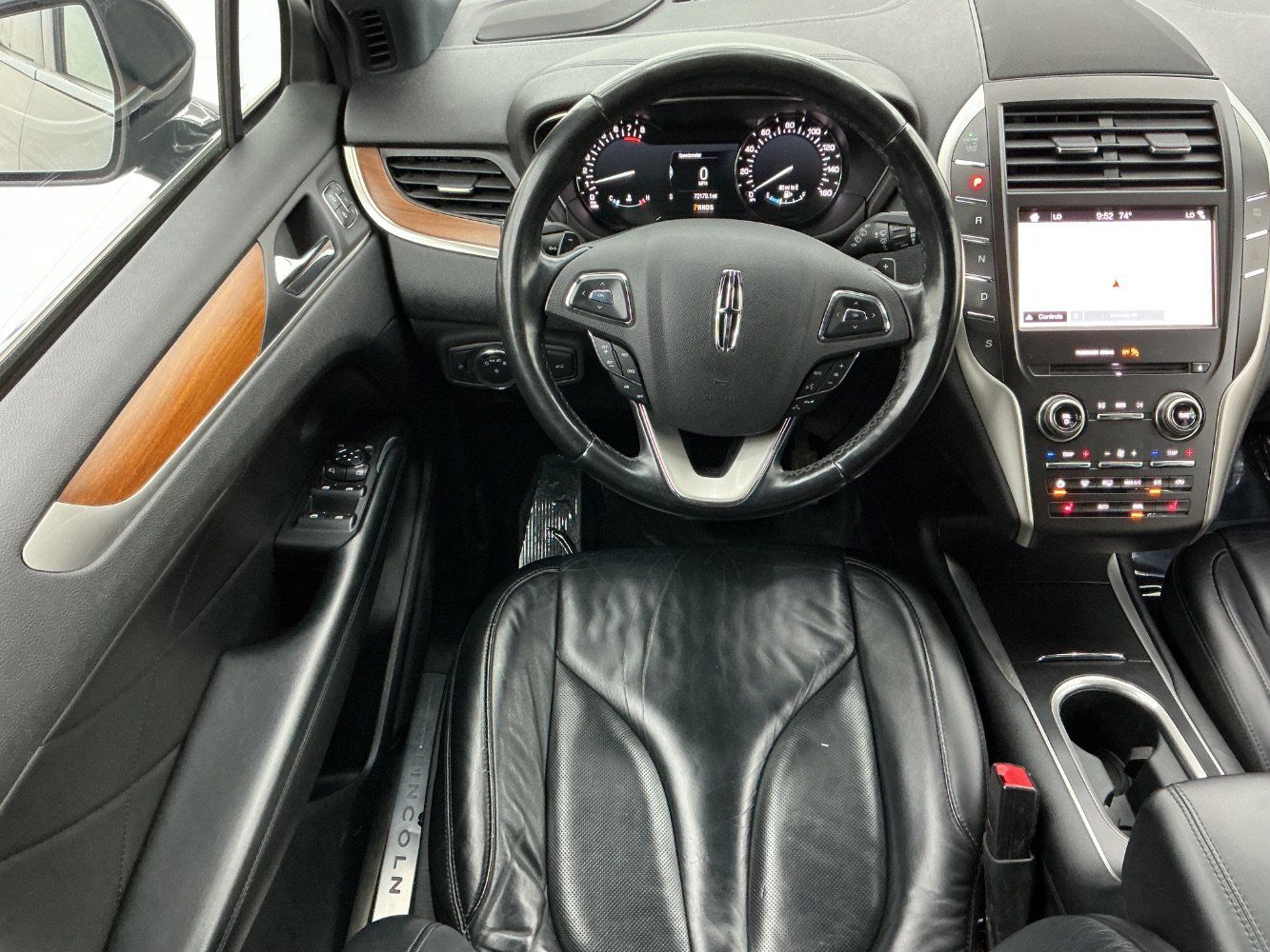 Used 2019 Lincoln MKC Select w/ Select Plus Package AWD/4WD image 30