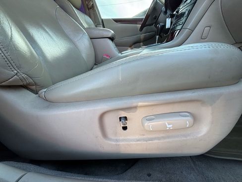 Used 2004 Lexus ES 330 image 20