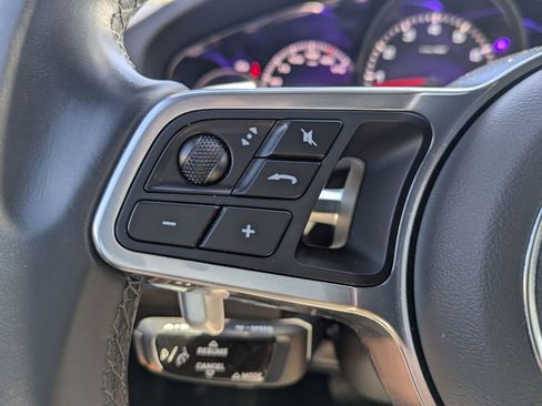 Used 2023 Porsche Cayenne image 17
