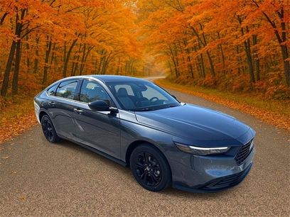 New 2025 Honda Accord SE