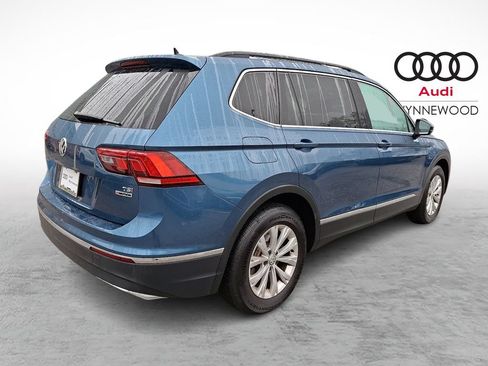 Used 2018 Volkswagen Tiguan SE AWD/4WD image 6