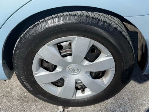 Used 2009 Toyota Camry LE image 28