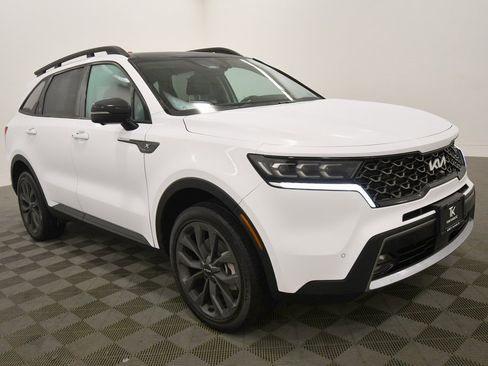 Certified 2023 Kia Sorento SX Prestige image 10