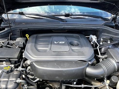 Used 2018 Jeep Grand Cherokee Limited AWD/4WD image 10