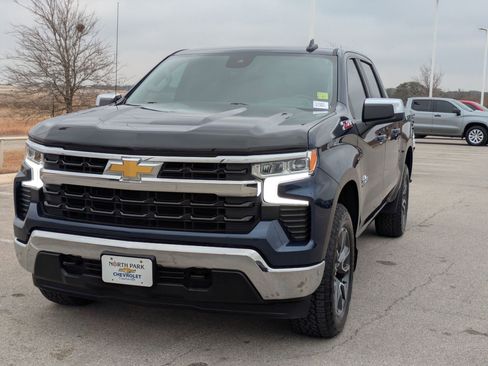 Used 2023 Chevrolet Silverado 1500 LT w/ Texas Edition Plus image 7