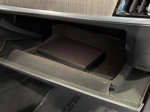 Used 2023 Volvo S90 B6 Ultimate w/ Protection Package Premier image 42