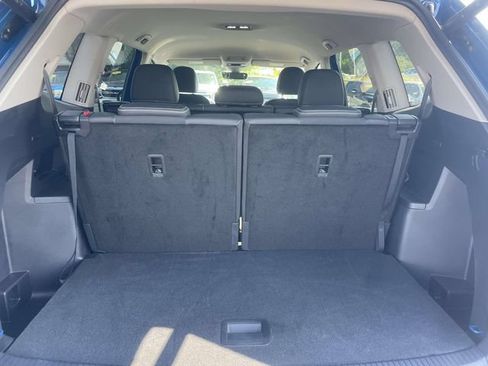 Certified 2026 Volkswagen Atlas SE FWD image 10