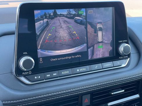 Certified 2023 Nissan Rogue SL image 19