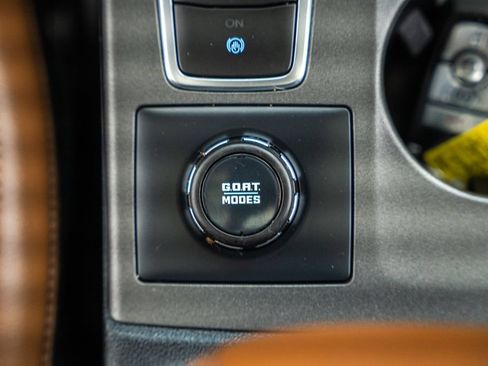Certified 2025 Ford Bronco Sport Outer Banks w/ Outer Banks Tech Package+ AWD/4WD image 25