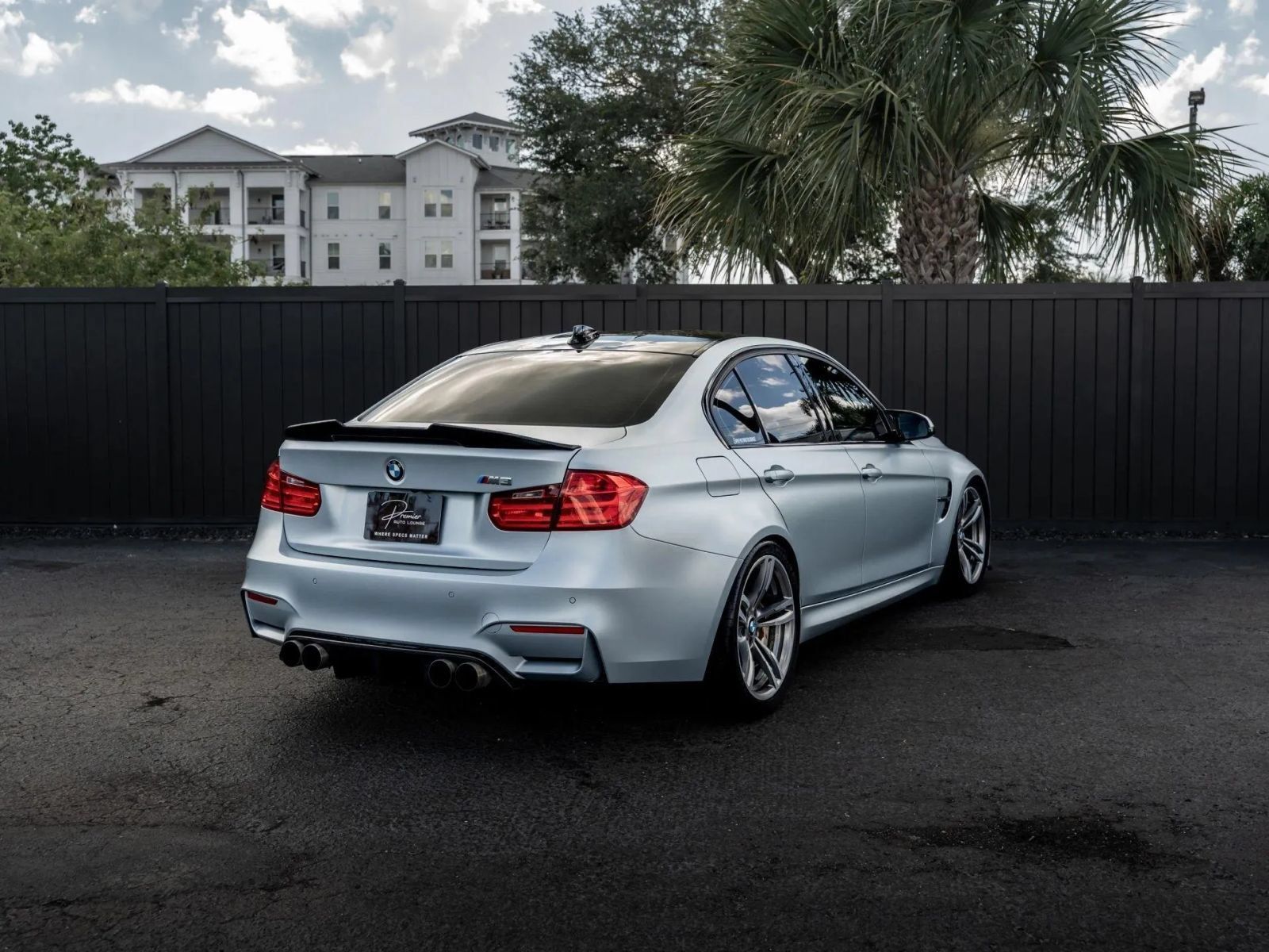 Used 2015 BMW M3 RWD image 3