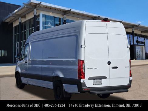 New 2025 Mercedes-Benz Sprinter 2500 image 4