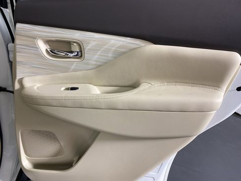 Used 2017 Nissan Murano SL w/ SL Technology Package image 31