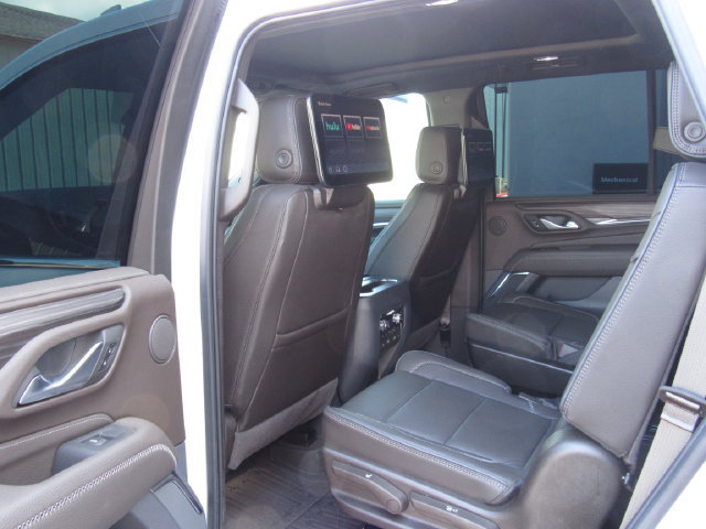 Used 2023 GMC Yukon Denali w/ Denali Reserve Package AWD/4WD image 14