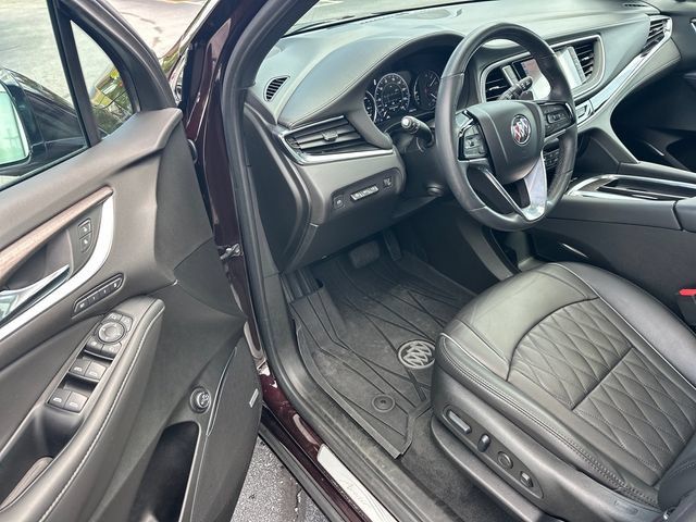 Used 2024 Buick Enclave Avenir w/ Avenir Technology Package FWD image 9