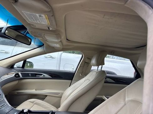 Used 2013 Lincoln MKZ FWD image 6