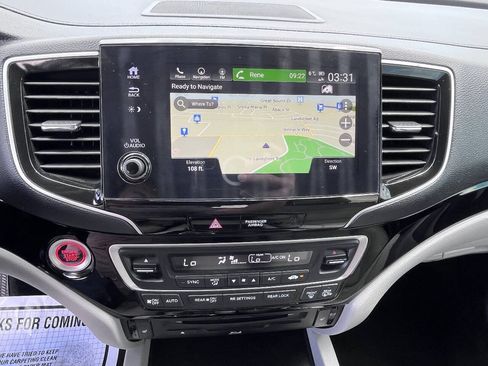 Used 2020 Honda Pilot Touring image 36