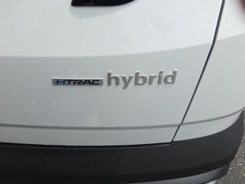Used 2025 Hyundai Tucson Limited AWD/4WD image 25