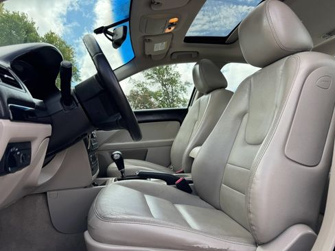 Used 2009 Ford Fusion SEL FWD image 15