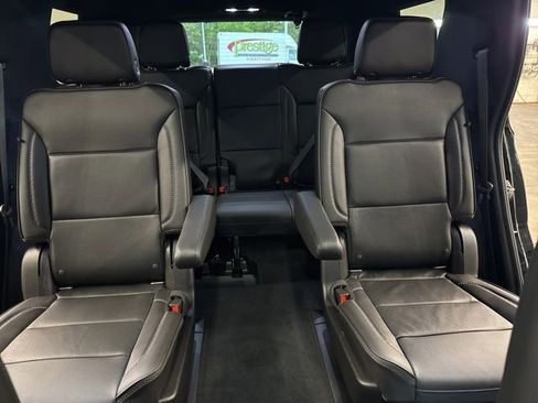 Used 2021 GMC Yukon Denali w/ Denali Premium Package AWD/4WD image 30