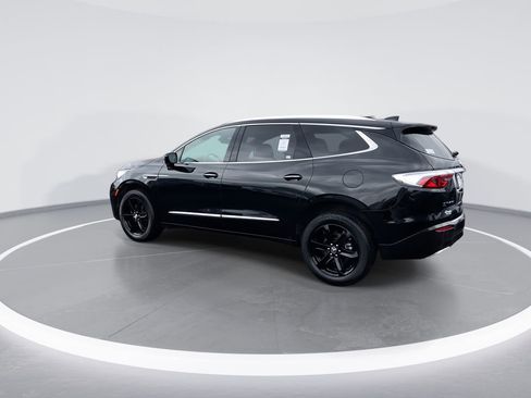 Used 2024 Buick Enclave Essence w/ Experience Buick Package image 6