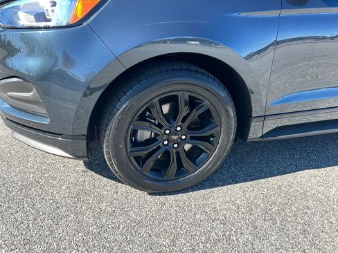 Used 2024 Ford Edge SE w/ Black Appearance Package image 27