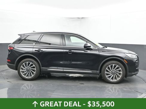 Used 2024 Lincoln Corsair Reserve image 13