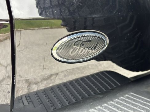 Used 2022 Ford Bronco Badlands image 16