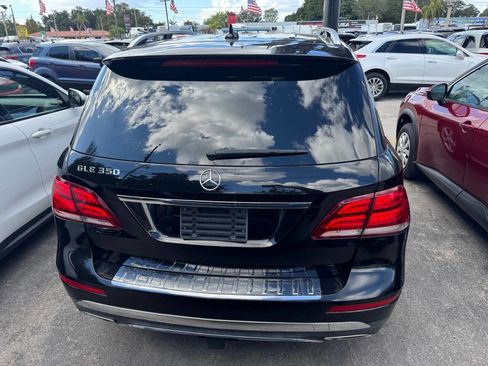 Used 2016 Mercedes-Benz GLE 350 w/ Premium Package image 4