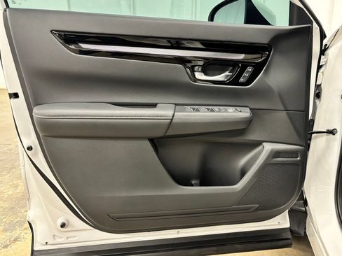 Used 2025 Honda CR-V EX-L image 18