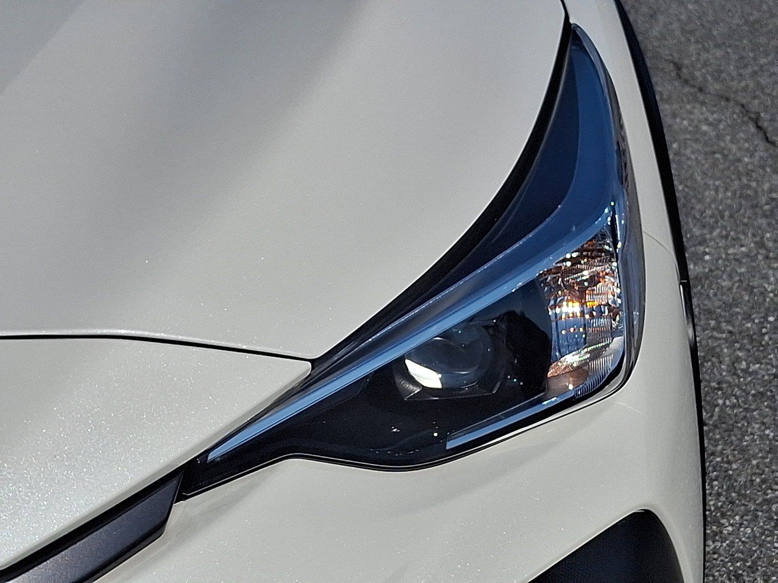 Certified 2026 Subaru Crosstrek 2.5i Premium AWD/4WD image 9