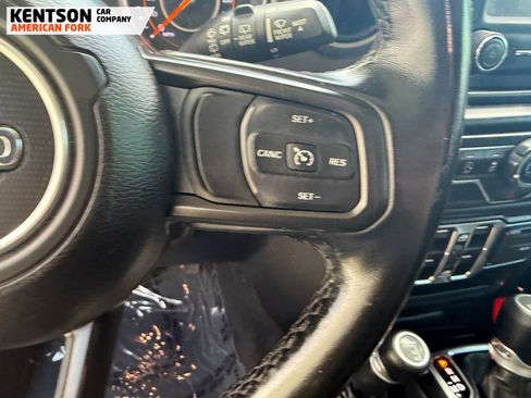 Used 2020 Jeep Wrangler Unlimited Willys image 19