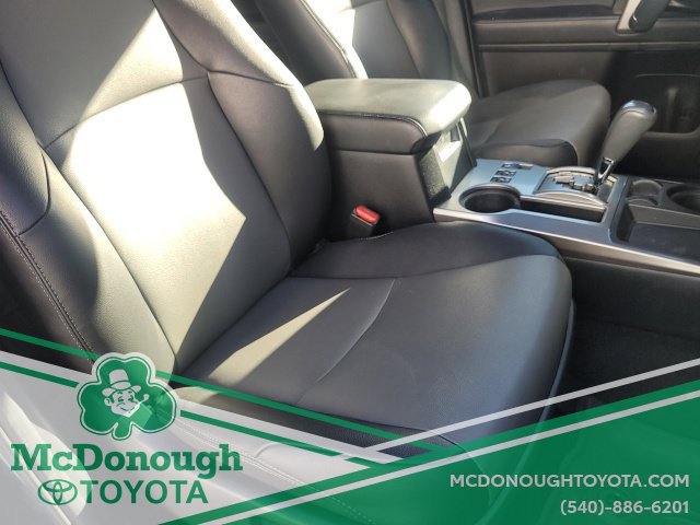 Used 2023 Toyota 4Runner SR5 Premium w/ Moonroof Package RWD image 27
