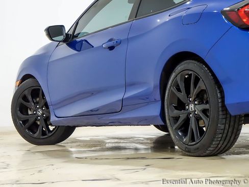 Used 2019 Honda Civic Sport image 11
