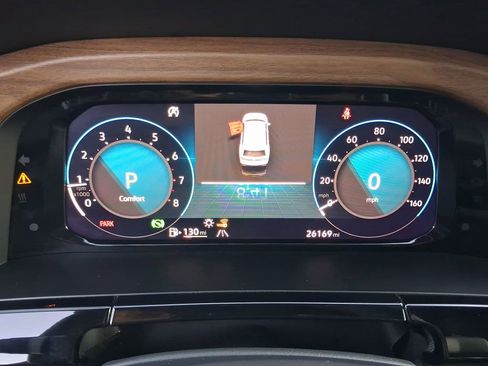Used 2024 Volkswagen Atlas SE AWD/4WD image 18