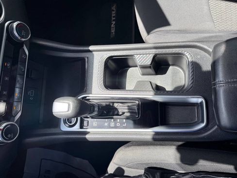 Used 2020 Nissan Sentra S FWD image 17
