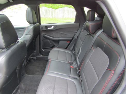 Used 2024 Ford Escape ST-Line Select w/ Tech Pack #2 AWD/4WD image 13