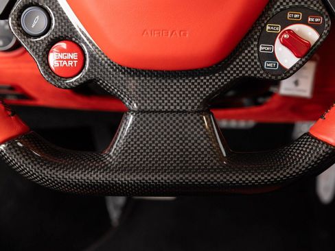 Certified 2015 Ferrari 458 Italia Coupe RWD image 70