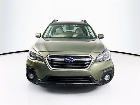 Used 2018 Subaru Outback 2.5i Limited image 5