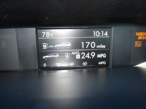 Used 2016 Subaru Forester 2.5i AWD/4WD image 18