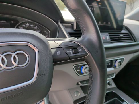 Used 2022 Audi Q5 2.0T Premium image 20