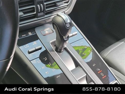 Used 2023 Porsche Macan image 17