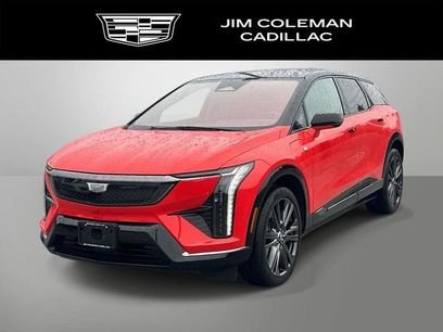 Used 2025 Cadillac Optiq Sport 2 w/ LPO, Floor Liner Package