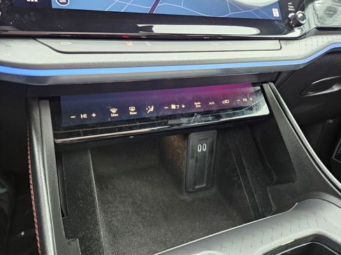 Used 2025 Jeep Wagoneer S Limited image 23