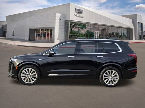 Used 2020 Cadillac XT6 Premium Luxury image 3
