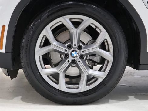 Used 2022 BMW X3 sDrive30i w/ Premium Package RWD image 11