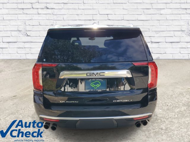 Certified 2022 GMC Yukon XL Denali w/ Denali Premium Package AWD/4WD image 3
